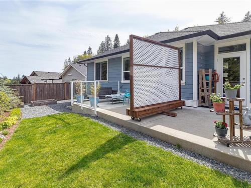 137 Rollie Rose Dr, Ladysmith, BC - Outdoor