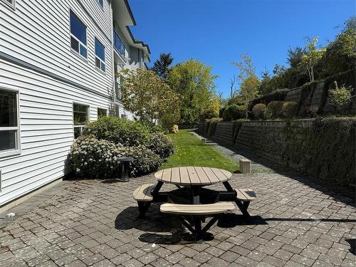 104-1633 Dufferin Cres, Nanaimo, BC - Outdoor With Exterior