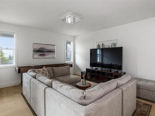 1299 Eston Pl, Langford, BC - Indoor Photo Showing Living Room