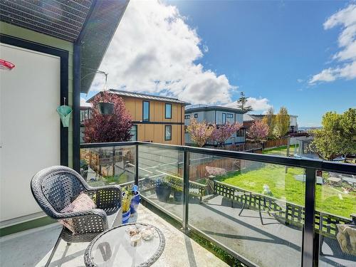 2477 Orchard Ave, Sidney, BC - Outdoor With Balcony With Exterior