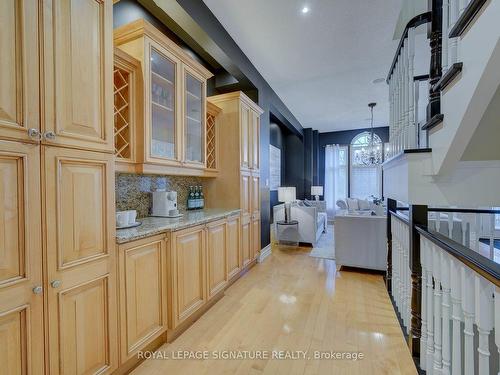 25 Lampman Dr, Hamilton, ON - Indoor Photo Showing Other Room