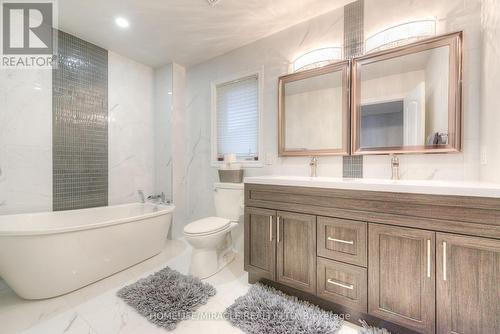 66 Pico Crescent, Vaughan, ON - Indoor Photo Showing Bathroom