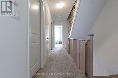 1704 Pleasure Valley Path, Oshawa, ON - Indoor Photo Showing Other Room