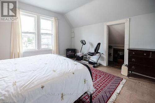 476 Colborne Street, London, ON - Indoor Photo Showing Bedroom