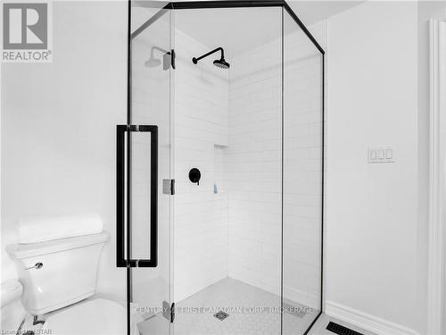 379 Front Street, Central Elgin, ON - Indoor Photo Showing Bathroom
