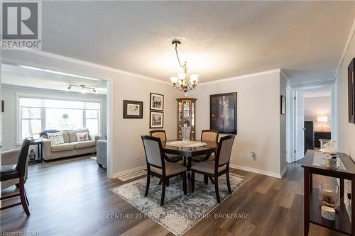 301 Glen Abbey Court, South Huron, ON - Indoor Photo Showing Dining Room