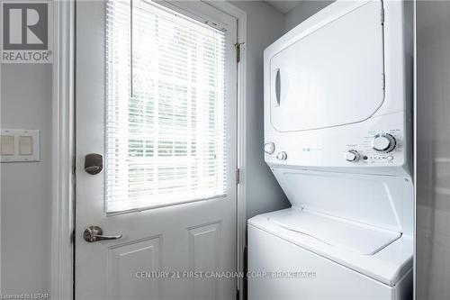 301 Glen Abbey Court, South Huron, ON - Indoor Photo Showing Laundry Room