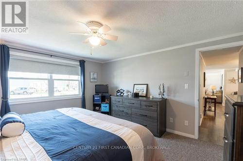 301 Glen Abbey Court, South Huron, ON - Indoor Photo Showing Bedroom