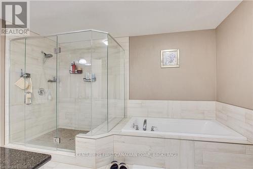 3380 Jinnies Way, London, ON - Indoor Photo Showing Bathroom