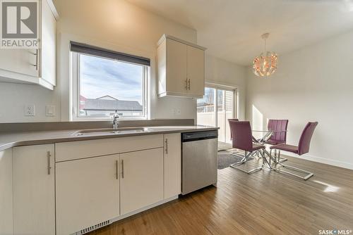5301 Campling Avenue, Regina, SK - Indoor Photo Showing Kitchen With Double Sink