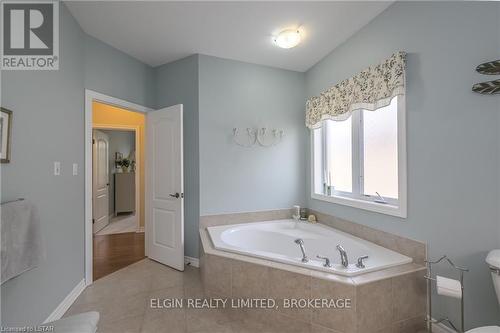 6 - 45 Lake Margaret Trail, St. Thomas, ON - Indoor Photo Showing Bathroom