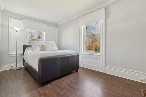 42 John Street S, Halton Hills, ON - Indoor Photo Showing Bedroom