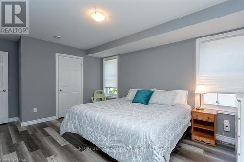 387 Stanley Park, Central Elgin, ON - Indoor Photo Showing Bedroom