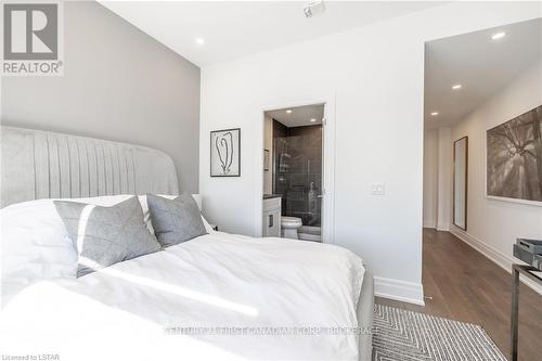 908 - 460 Callaway Road, London, ON - Indoor Photo Showing Bedroom