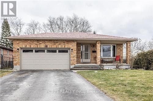 19 Riverview Road, Ingersoll, ON - Outdoor With Deck Patio Veranda With Facade
