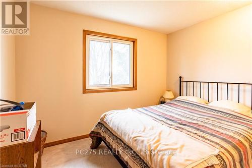 19 Riverview Road, Ingersoll, ON - Indoor Photo Showing Bedroom