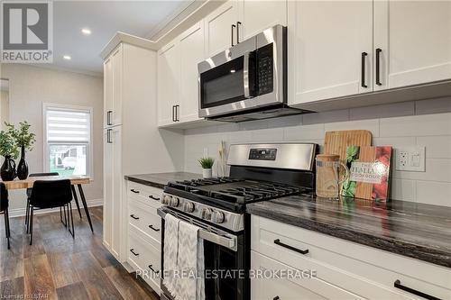 66 Fairview Crescent, North Perth, ON - Indoor Photo Showing Kitchen With Upgraded Kitchen