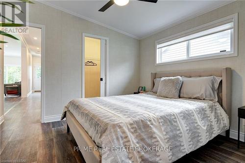 66 Fairview Crescent, North Perth, ON - Indoor Photo Showing Bedroom