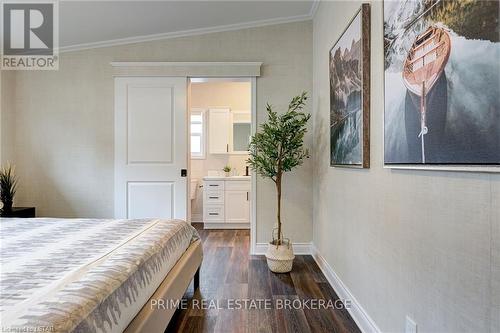 66 Fairview Crescent, North Perth (32 - Listowel), ON - Indoor Photo Showing Bedroom