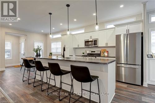 66 Fairview Crescent, North Perth, ON - Indoor Photo Showing Kitchen With Upgraded Kitchen