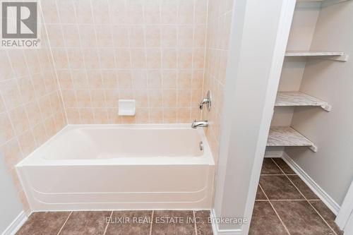 32 Trumpet Valley Boulevard, Brampton, ON - Indoor Photo Showing Bathroom