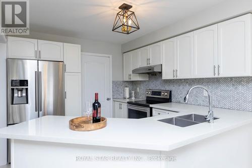 55 Robert Parkinson Drive, Brampton, ON - Indoor Photo Showing Kitchen With Double Sink With Upgraded Kitchen