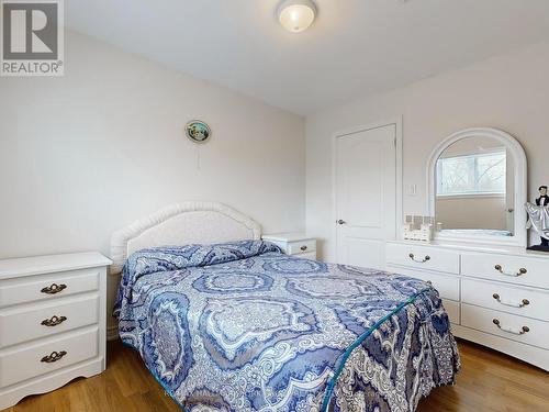 26 Sumach Drive, Georgina, ON - Indoor Photo Showing Bedroom
