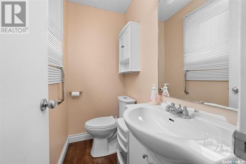 153 Bluesage Drive, Moose Jaw, SK - Indoor Photo Showing Bathroom