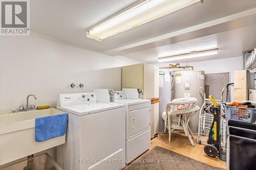 136 Elmwood Avenue E, London, ON - Indoor Photo Showing Laundry Room