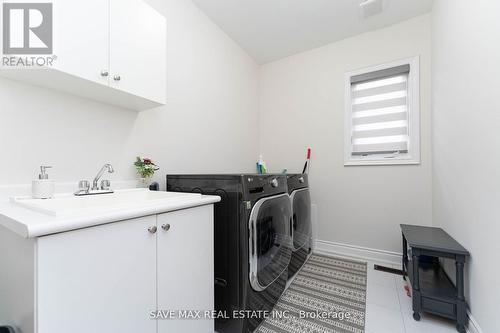 3 Grierson Trail, Hamilton, ON - Indoor Photo Showing Laundry Room