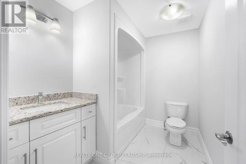 134 Tuscany Trail, Chatham-Kent, ON - Indoor Photo Showing Bathroom