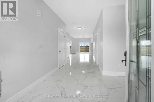 134 Tuscany Trail, Chatham-Kent (Chatham), ON - Indoor Photo Showing Other Room