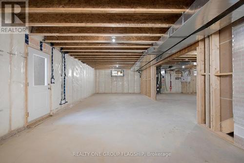 85 Kingsbridge Drive, Amherstburg, ON - Indoor Photo Showing Other Room