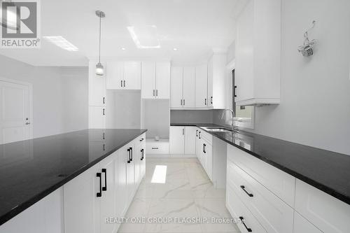 111 Bonnet Road, Amherstburg, ON - Indoor Photo Showing Kitchen