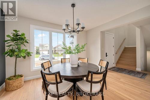 2064 Wickerson Road, London, ON - Indoor Photo Showing Dining Room