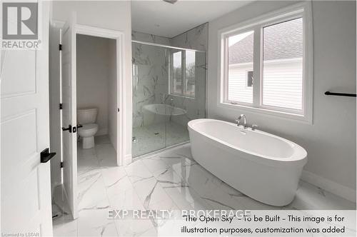 2064 Wickerson Road, London, ON - Indoor Photo Showing Bathroom