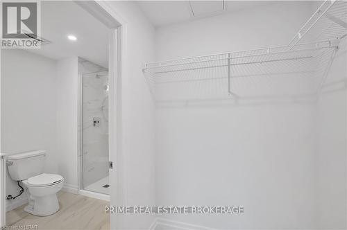 202 - 3290 Stella Crescent, Windsor, ON - Indoor Photo Showing Bathroom