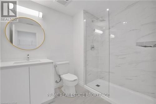202 - 3290 Stella Crescent, Windsor, ON - Indoor Photo Showing Bathroom