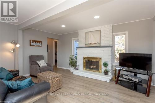 212 Briar Hill Street, Central Elgin, ON - Indoor Photo Showing Living Room With Fireplace