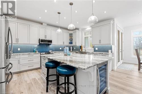 34180 Melena Beach Sideroad, Bluewater (Bayfield), ON - Indoor Photo Showing Kitchen With Upgraded Kitchen