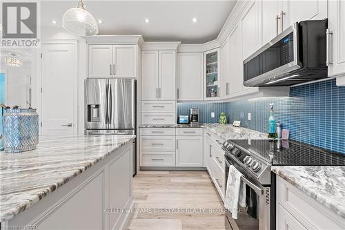 34180 Melena Beach Sideroad, Bluewater (Bayfield), ON - Indoor Photo Showing Kitchen With Upgraded Kitchen