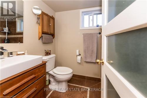 6 Argyle Street, Dutton/Dunwich, ON - Indoor Photo Showing Bathroom