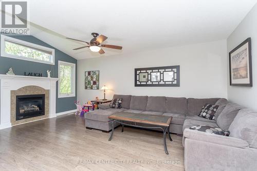 2 Edgewell Crescent, St. Thomas, ON - Indoor Photo Showing Dining Room