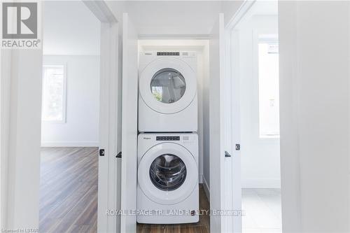 71864 Sunview Ave Avenue, Bluewater, ON - Indoor Photo Showing Laundry Room