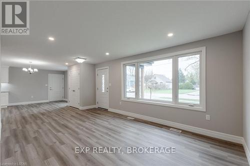 162 Milliner Street, Strathroy-Caradoc, ON - Indoor Photo Showing Other Room