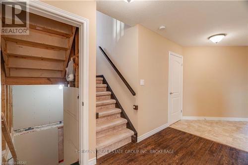 6861 Vallas Circle, London, ON - Indoor Photo Showing Other Room