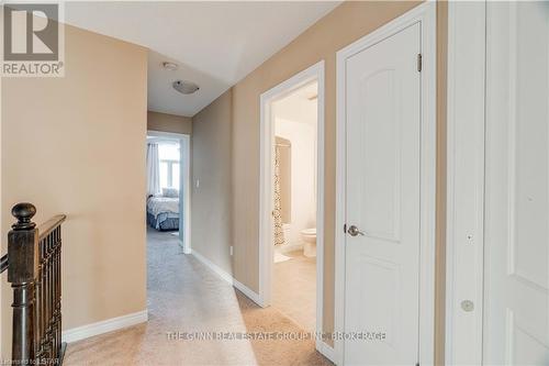 6861 Vallas Circle, London, ON - Indoor Photo Showing Other Room