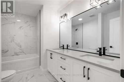 24 Lucas Road, St. Thomas, ON - Indoor Photo Showing Bathroom