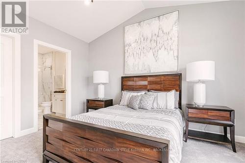 32 - 2650 Buroak Drive, London, ON - Indoor Photo Showing Bedroom