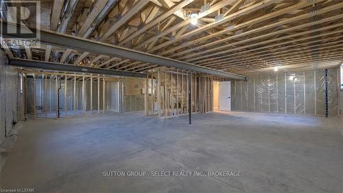 27 Lois Court, Lambton Shores, ON - Indoor Photo Showing Other Room